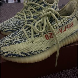 YEEZY 350 BOOST YELLOW ICE
